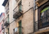 Edificio en venta con 1700m² en Jaca, Avenida de la Jacetania foto