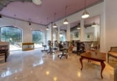 Peluqueria en venta con 36m² en Marbella, Avenida Julio Iglesias foto