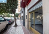 Local comercial en venta con 31m² en Granada, carretera de la sierra foto