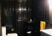 Local comercial en venta con 390m² en Valencia, en la zona de el Botánico, Calle Doctor Monserrat foto