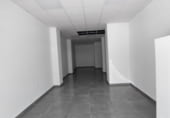 45m² commercial premises for sale in Torrevieja, Paseo Marítimo Juan Aparicio photo