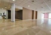 Edificio en venta con 1800m² en Jerez de la Frontera foto