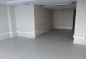 70m² commercial premises for sale in Cáceres, Plaza Austria photo