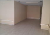 70m² commercial premises for sale in Cáceres, Plaza Austria photo