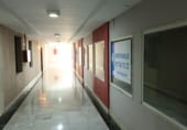 Oficinas en venta con 360m² en Granada, en la zona de Barrio de San Antón, Plaza General Emilio Herrera foto