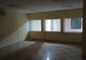 Oficinas en venta con 360m² en Granada, en la zona de Barrio de San Antón, Plaza General Emilio Herrera foto