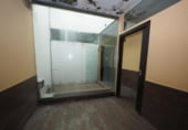 133m² locaux commerciaux pour vente à Tarrasa, Carrer de Sant Marian photo