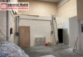 215m² warehouse industrial for sale in Arganda del Rey, Calle de los Hermanos Lumière photo