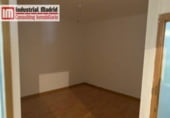 215m² warehouse industrial for sale in Arganda del Rey, Calle de los Hermanos Lumière photo
