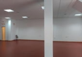 180m² commercial premises for sale in Los Barrios, Avenida Doña Rosa García López photo
