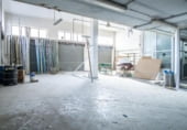 500m² commercial premises for sale in Elda, photo