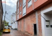 Local comercial en venta con 355m² en Carral, Rúa Paraíso foto