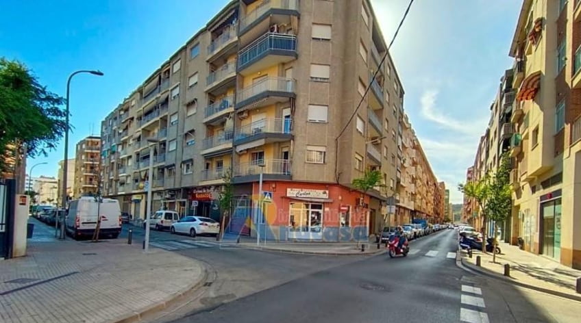 Local comercial