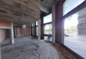 Local comercial en venta con 271m² en Figueras, Carrer Verdera foto