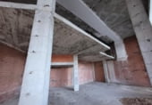 Local comercial en venta con 271m² en Figueras, Carrer Verdera foto