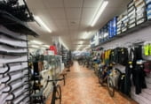 239m² locaux commerciaux pour vente à Manresa, dans le quartier de les Escodines, Carrer de les Saleses photo