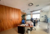 445m² commercial premises for sale in Ponferrada, Avenida Reyes Católicos photo