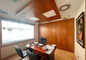 445m² commercial premises for sale in Ponferrada, Avenida Reyes Católicos photo