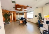445m² commercial premises for sale in Ponferrada, Avenida Reyes Católicos photo