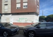 95m² commercial premises for sale in Ponferrada, Calle Batalla del Salado photo