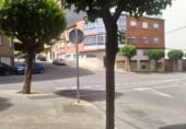 925m² commercial premises for sale in Ponferrada, Avenida Andes photo