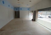40m² commercial premises for sale in Malgrat de Mar, Carrer de Paula Delpuig photo