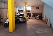 161m² locaux commerciaux pour vente à Manresa, dans le quartier de Place Catalogne - Saldes, Carrer de Sant Fruitós photo