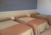 Hotel en venta con 675m² en Tarifa, Calle Batalla del Salado foto