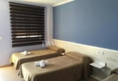 Hotel en venta con 675m² en Tarifa, Calle Batalla del Salado foto