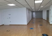 Oficinas en venta con 136m² en Cox, Calle Rosal foto
