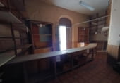Local comercial en venta con 34m² en Cuéllar, Calle San Esteban foto