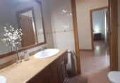 282m² bâtiment pour vente à Aspe, Calle Escultor Debusi photo