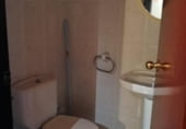 Local comercial en venta con 72m² en Calella, Carrer Bruguera foto