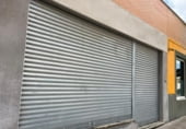 140m² locaux commerciaux pour vente à Cáceres, dans le quartier de Gredos, Calle Río Tormes photo