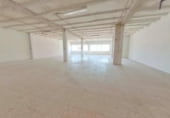 321m² commercial premises for sale in Madrid, in the area of Villaverde Alto, Calle de San Dalmacio photo