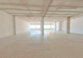 321m² commercial premises for sale in Madrid, in the area of Villaverde Alto, Calle de San Dalmacio photo