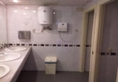 60m² offices for sale in Madrid, in the area of The Angels, Calle de Alcocer photo