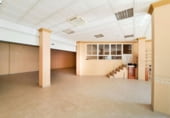 Local comercial en venta con 301m² en Rincón de la Victoria, Calle Bergantín foto