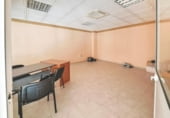 Local comercial en venta con 301m² en Rincón de la Victoria, Calle Bergantín foto