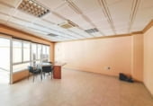Local comercial en venta con 301m² en Rincón de la Victoria, Calle Bergantín foto