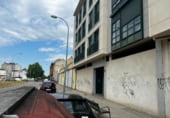 775m² commercial premises for sale in Ponferrada, Calle de Badajoz photo