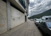 775m² commercial premises for sale in Ponferrada, Calle de Badajoz photo
