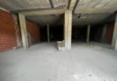 775m² commercial premises for sale in Ponferrada, Calle de Badajoz photo