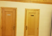 51m² offices for sale in Torrevieja, Calle del Bergantín photo