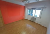 Oficina en venta con 130m² en Cáceres, en la zona de Moctezuma, Calle Federico Ballel foto