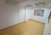 Oficina en venta con 130m² en Cáceres, en la zona de Moctezuma, Calle Federico Ballel foto
