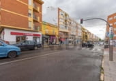94m² commercial premises for sale in Badajoz, in the area of San Roque, Calle Luis de Miranda photo