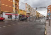 94m² commercial premises for sale in Badajoz, in the area of San Roque, Calle Luis de Miranda photo