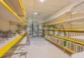 94m² commercial premises for sale in Badajoz, in the area of San Roque, Calle Luis de Miranda photo