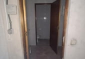 Local comercial en venta con 97m² en Madrid, en la zona de Pradolongo, calle de isabelita usera, 28026 foto